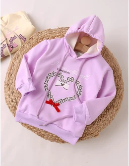 Hanorac mov, fetita Minnie