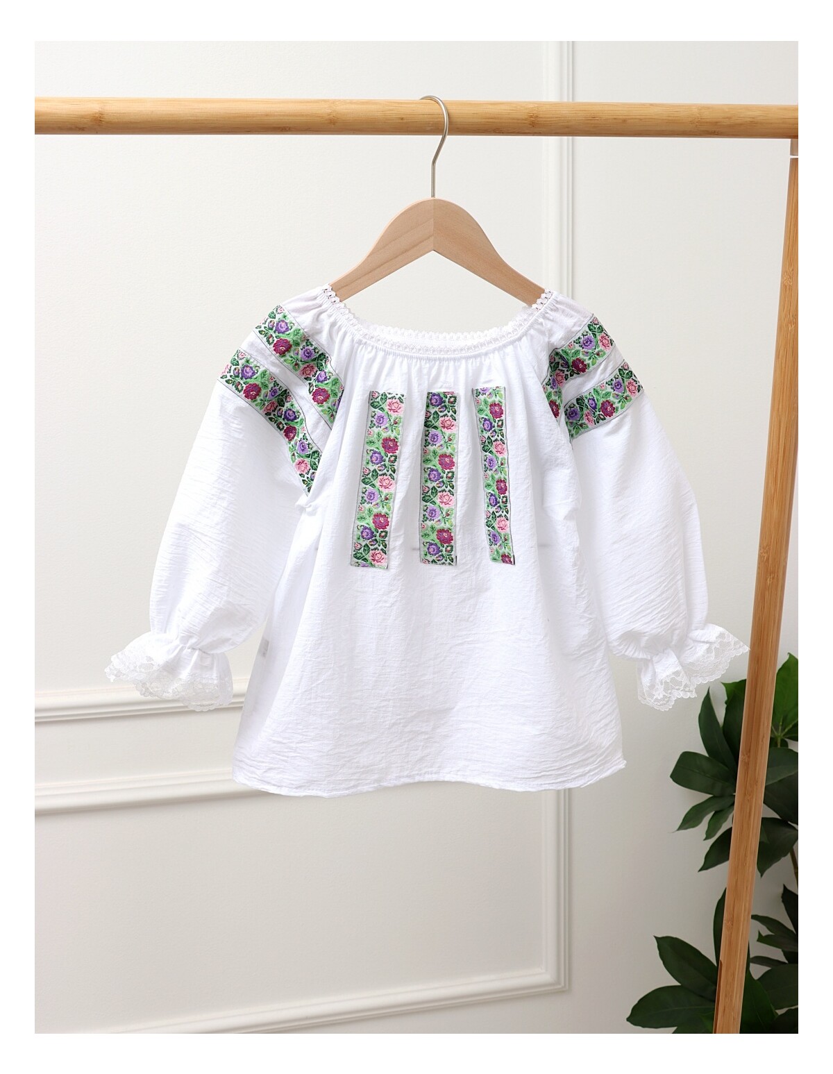 IE TRADITIONALA 2, cu voal MERINDA