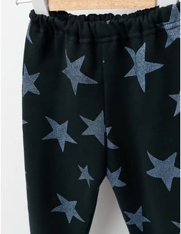 Pantaloni de trening vatuiti model verde-stelute