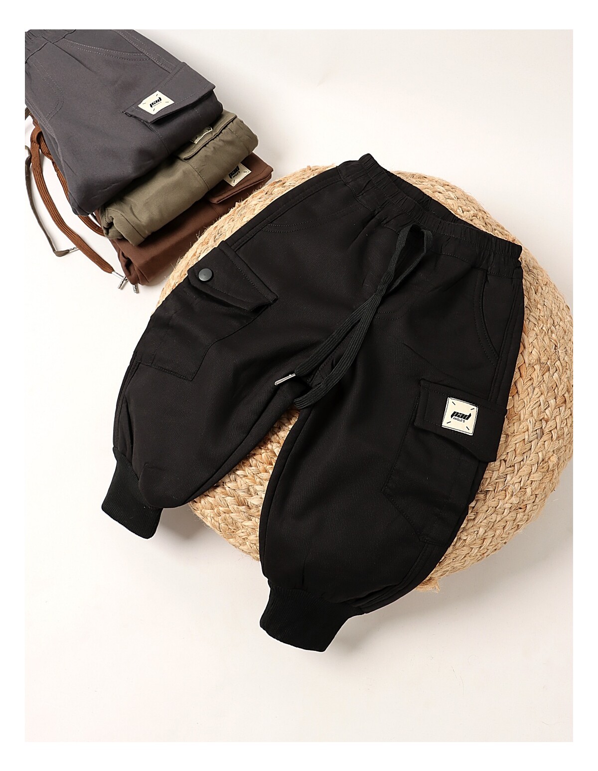 Pantaloni imblaniti Theodor negru