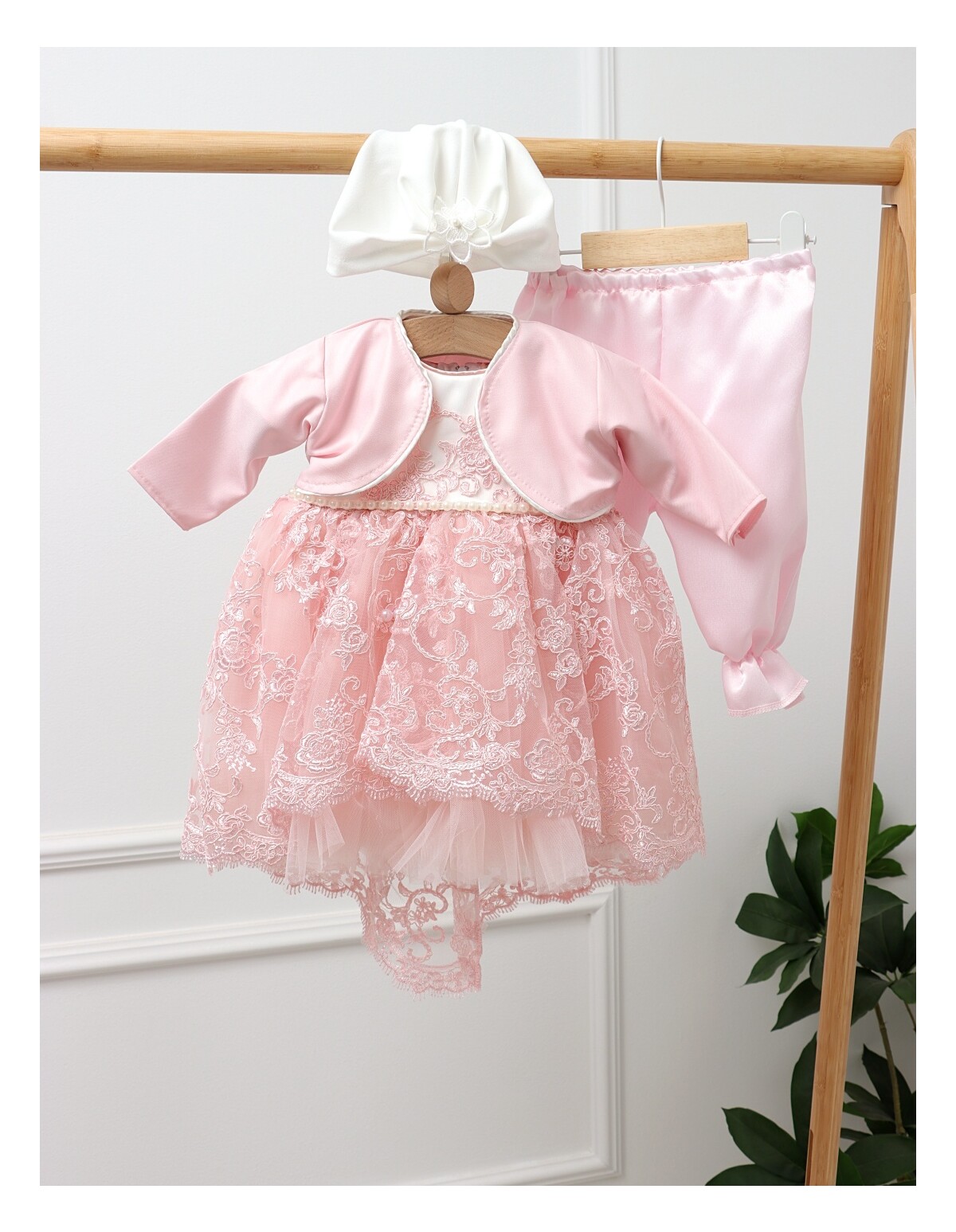 Aceasta este imaginea corespunzatoare acestui obiect