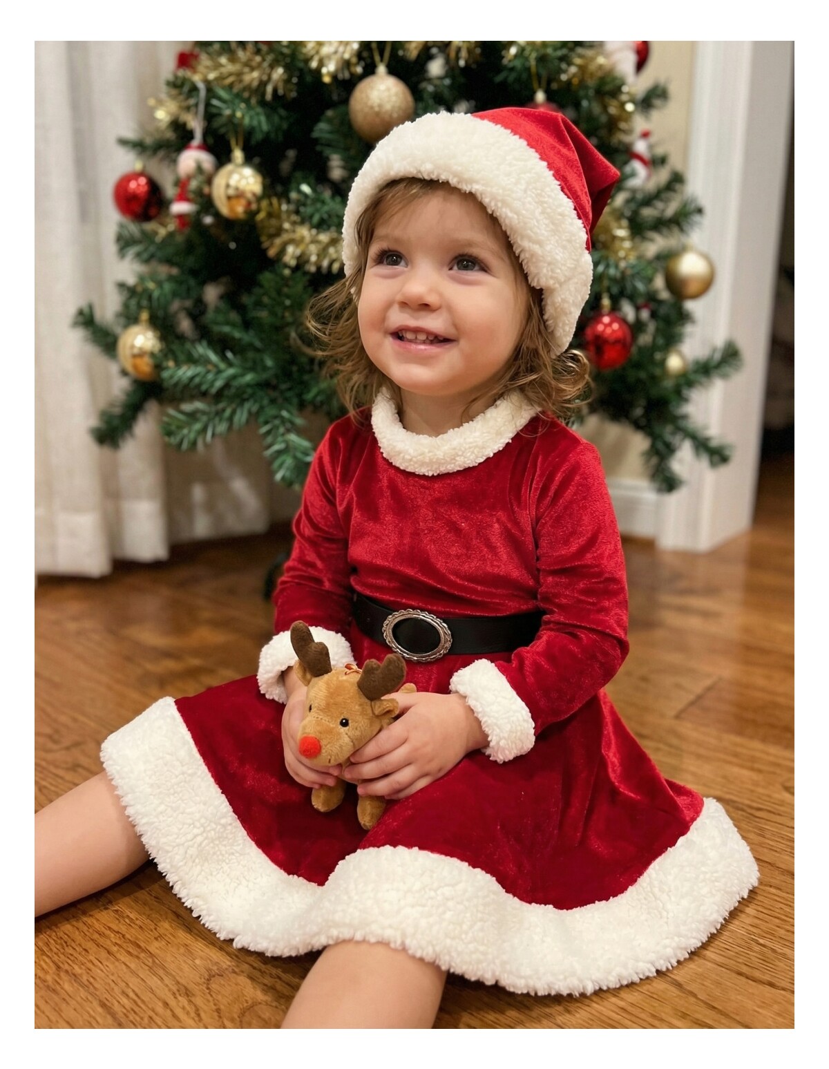 Rochita cu brau si caciulita, Craciunita rosu