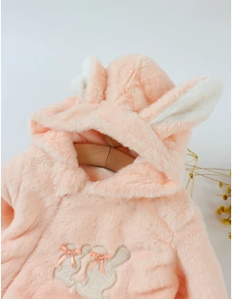 Salopeta de blanita corai-alb  2 iepurasi