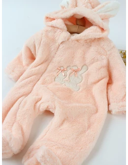 Salopeta de blanita corai-alb  2 iepurasi