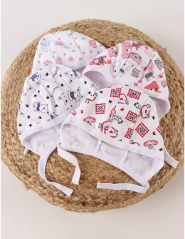 Set 4 caciulite imprimate fetite