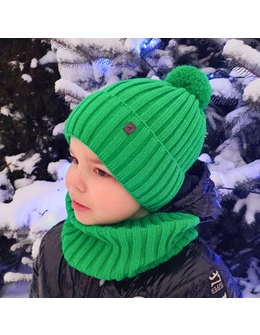 Set caciula cu burlan Wiliam verde