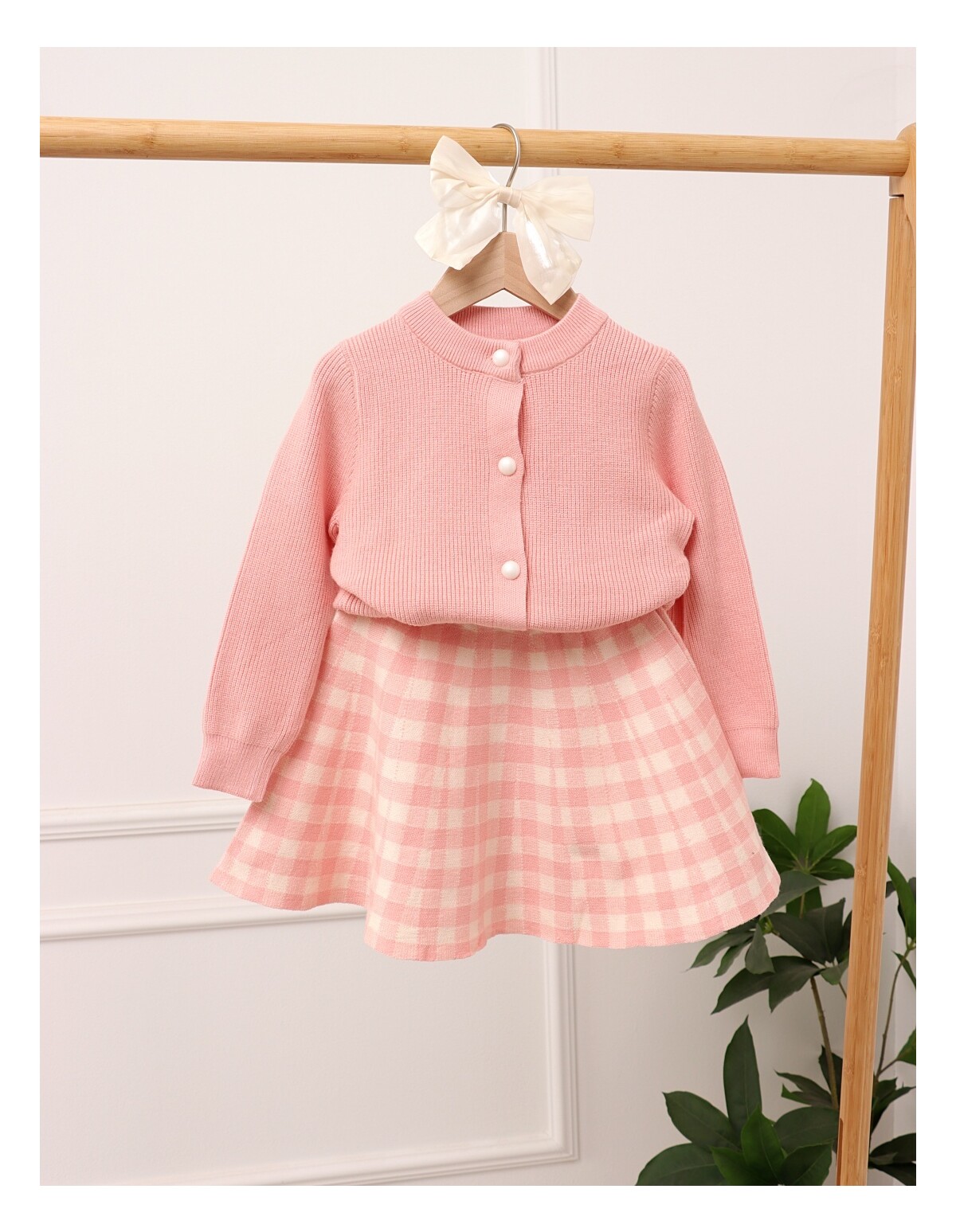 Set Pulover + Fusta, Iris model cu roz