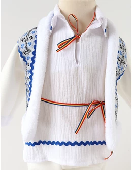 Set traditional cu motive baietei Iustin