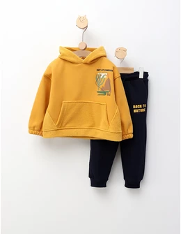 Trening vatuit, Out At Sunrise, galben