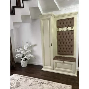 Cuier Tapitat Cristina, un dulap lateral, rafturi multiple, structură MDF, design personalizabil, 110x40x210 cm, Culoare personalizabilă