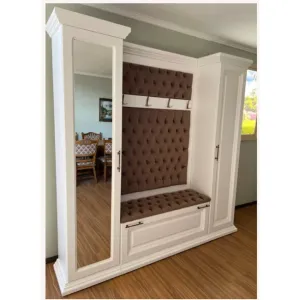 Cuier Tapitat Cristina, cu doua dulapuri 1 usa plina si o usa cu oglindastructură MDF, design personalizabil, 180x40x210 cm, Culoare personalizabilă