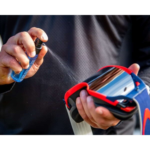 Solutie de curatat casca/viziera MUC-OFF helmet visor & google 32ml picture - 4