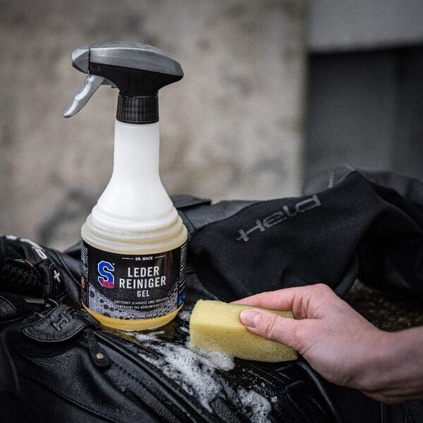 Solutie gel curatare piele S100 Leather Cleaner Gel 500ml 3445 Solutie gel curatare piele S100 Leather Cleaner Gel 500ml 3445