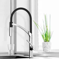 Baterie bucatarie cu pipa flexibila Rubineta Ultima finisaj crom lucios-negru mat