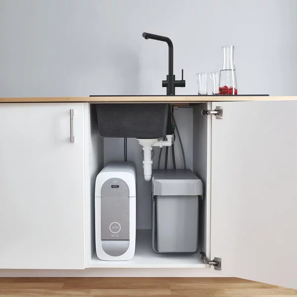 Baterie bucatarie Grohe Blue Home pipa tip L si Starter Kit negru mat picture - 4