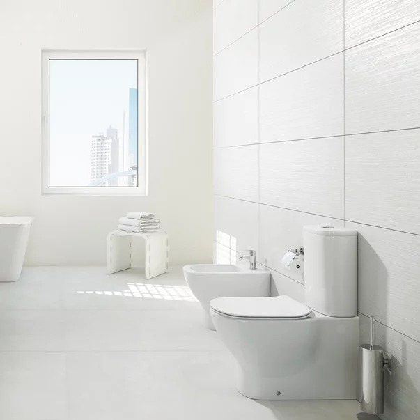 Set vas WC BTW cu rezervor si capac slim softclose Ideal Standard Tesi Aquablade picture - 2