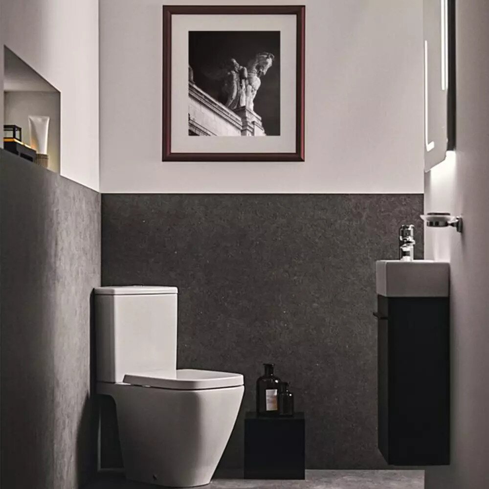Set vas WC pe pardoseala Ideal Standard i.life S Compact rimless cu rezervor pe colt si capac softclose - alb lucios