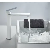 Inter Ceramic Hana висок едноръкохватков смесител за умивалник, хром-матово бяло
