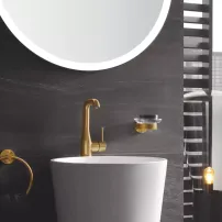 Смесител за умивалник Grohe Essence M гланцирано злато Cool Sunrise