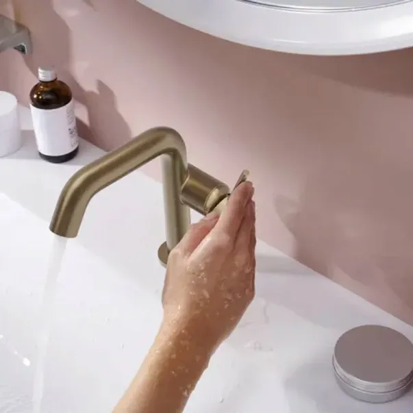 Смесител за мивка Hansgrohe Tecturis S 110 Fine CoolStart EcoSmart+, четкан бронз picture - 3
