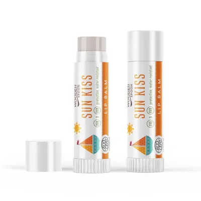 Balsam de buze cu protectie solara sun kiss ecologic 4.3ml Wooden Spoon