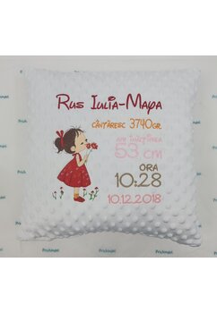 Perna minky, fetita cu rochita rosie, personalizata, alb, 40x40 cm
