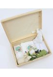 Trusou botez din muselina, 7 piese, Tedi cu sapca verde, brodat, alb