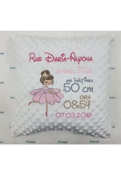 Perna minky, Rina balerina, personalizata, alb, 40x40 cm