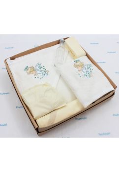 Trusou botez bumbac, ingeras verde, 6 piese, crem