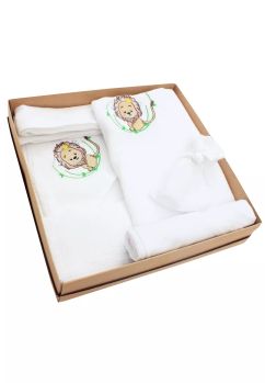 Trusou botez din muselina, 7 piese, The lion green, brodat, alb
