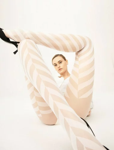 Ciorapi albi cu model in dungi Fiore Distinct 15 den