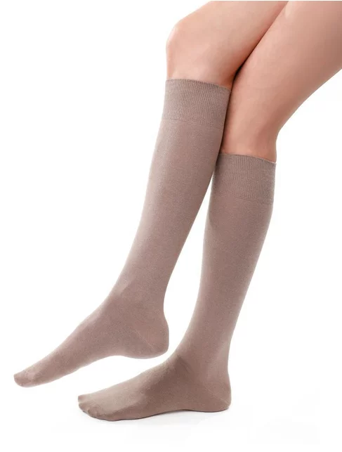 Sosete lungi sub genunchi bej Steven S072-163