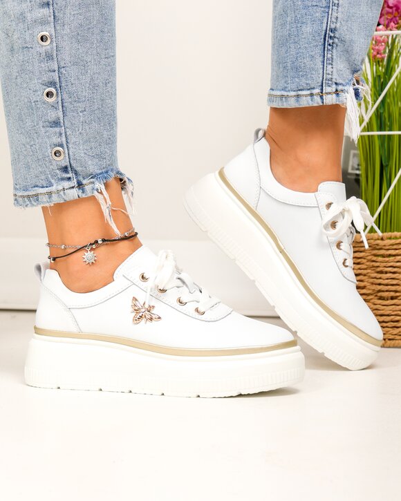 Pantofi casual dama piele naturala albi cu aplicatie metalica insecta F002-353