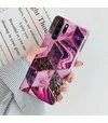 Husa marmura cu aplicatii geometrice pentru Huawei P20 Pink