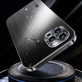 Husa ultra-subtire din aluminiu cu strat hidrofob pentru iPhone 13 Pro Max