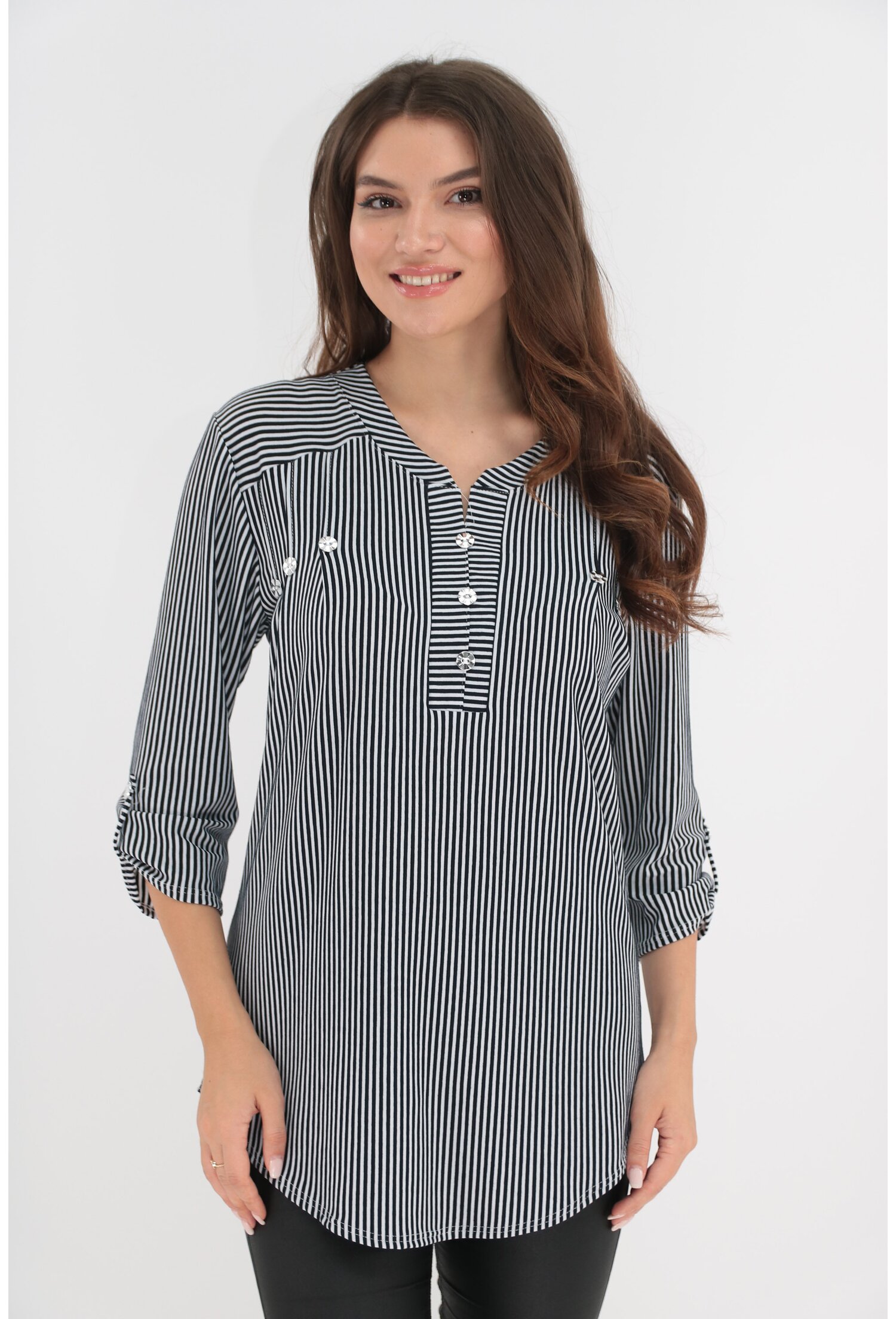 Bluza alba cu dungi negre si guler tunica