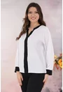 Bluza alba cu insertii negre la decolteu si mansete