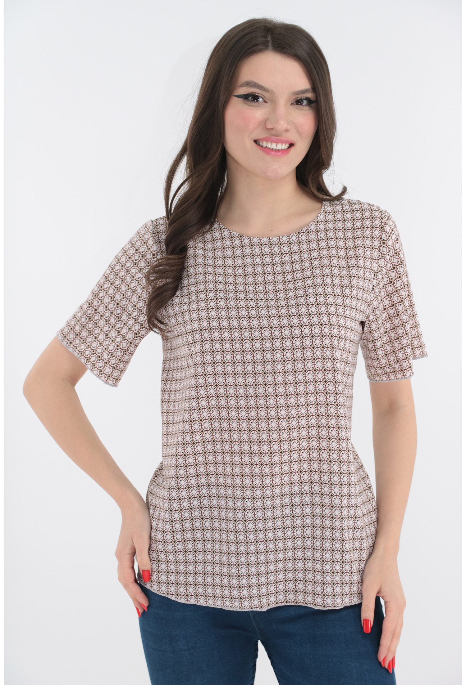 Bluza alba cu model geometric bej