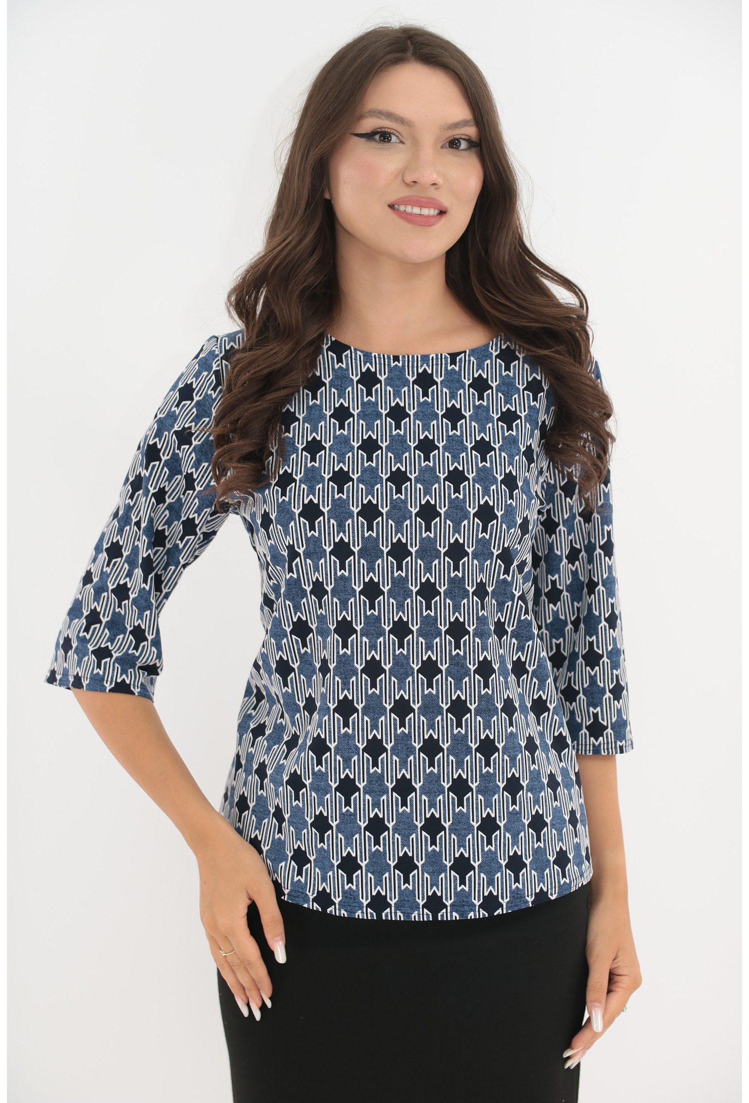 Bluza albastra cu model geometric bleumarin
