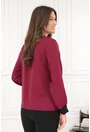 Bluza bordo cu insertii negre la decolteu si mansete