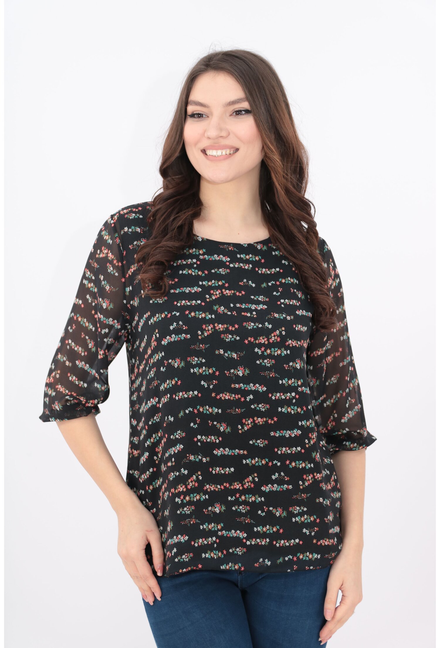 Bluza din voal negru cu print floral discret