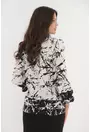 Bluza eleganta cu imprimeu abstract alb-negru