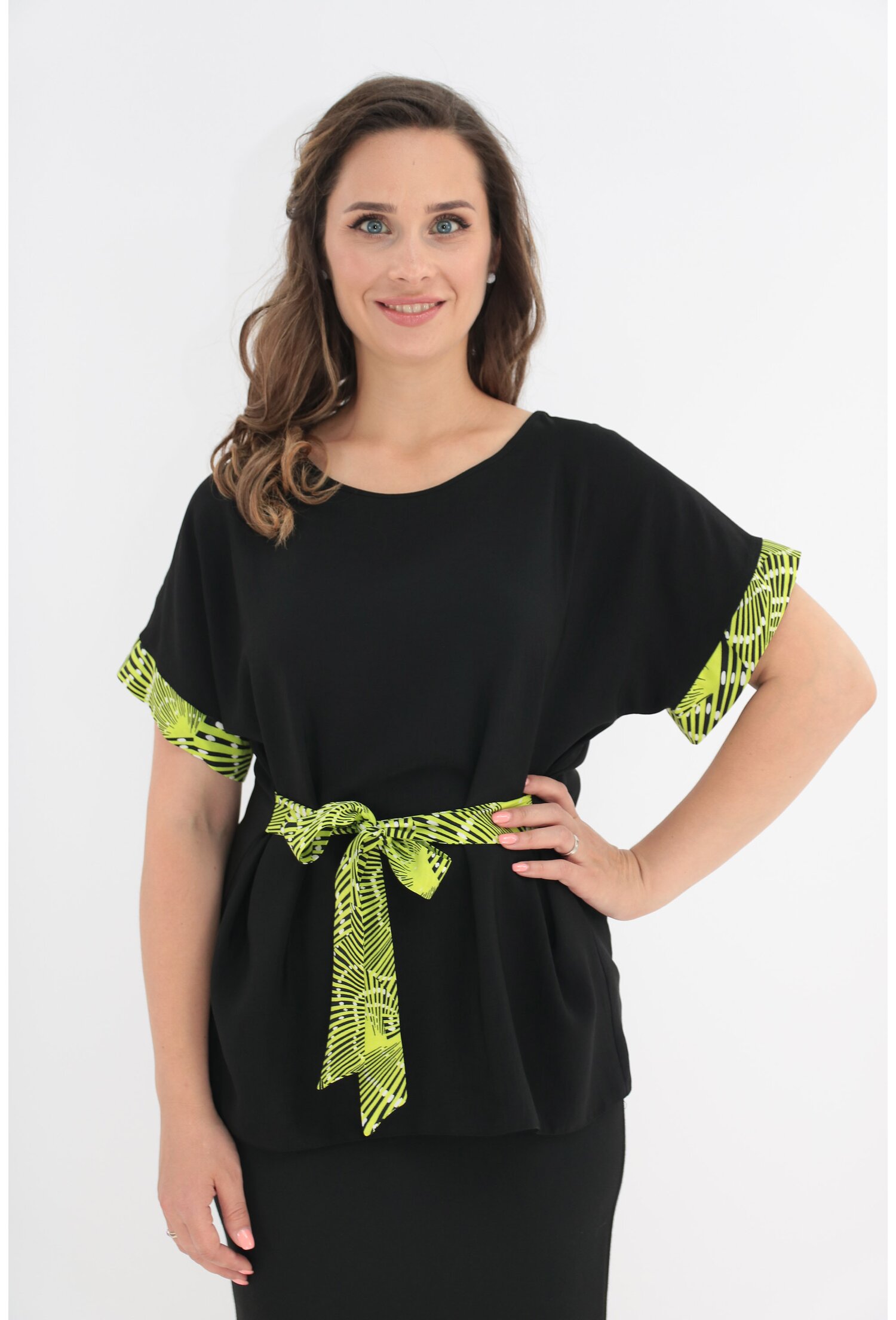 Bluza lejera neagra cu cordon verde deschis - Bluze casual