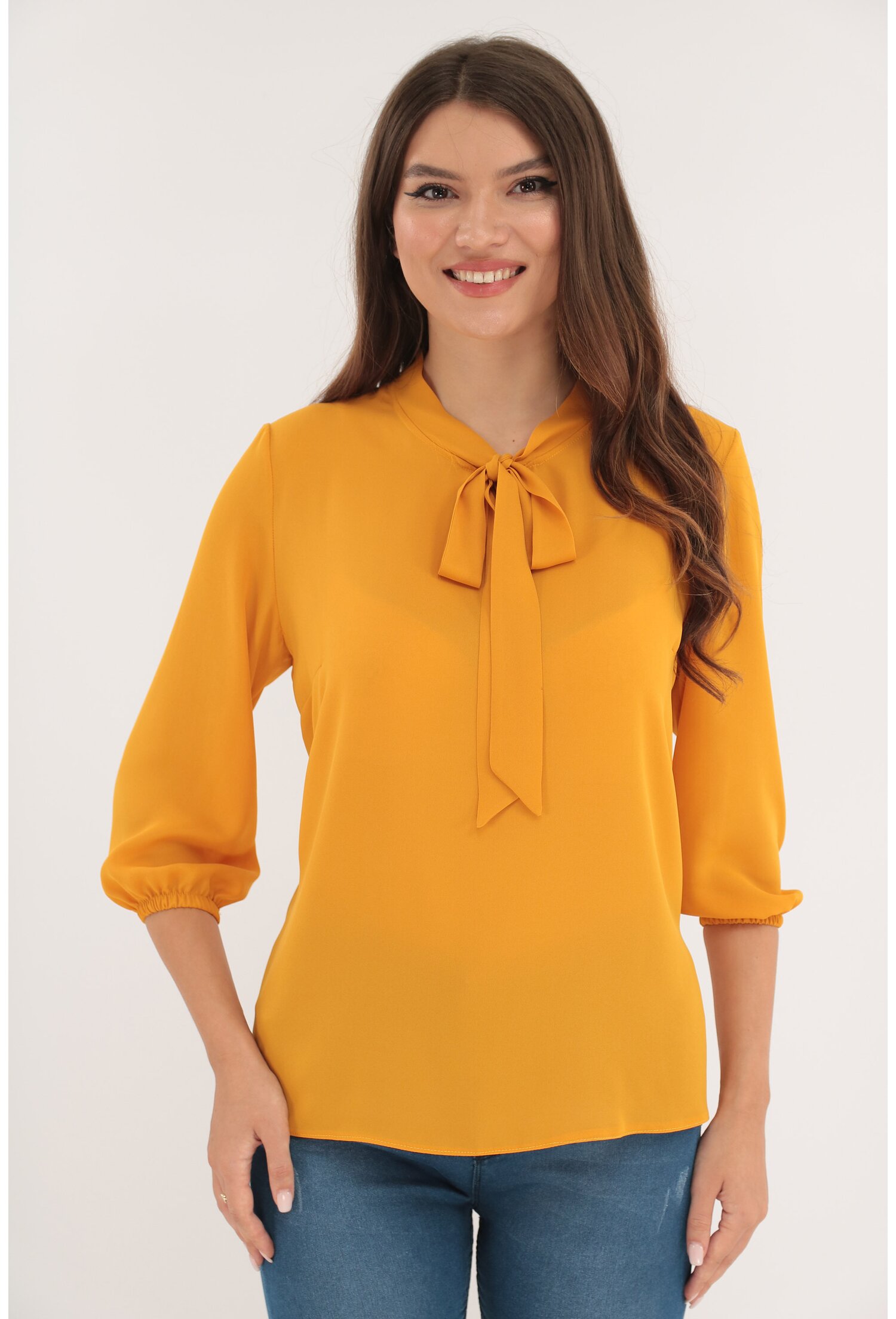 Bluza mustar cu fundita si maneci 3/4