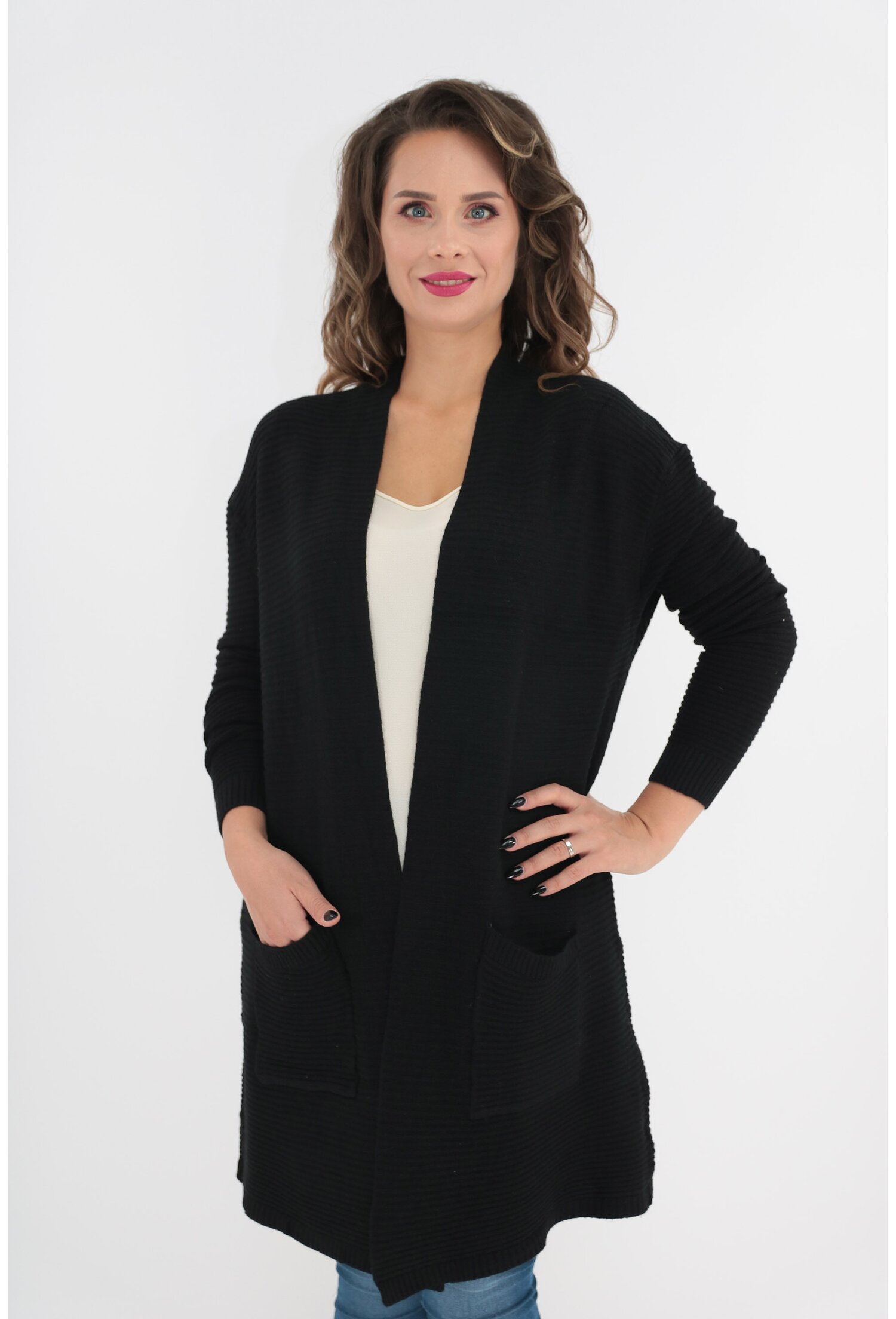 Cardigan negru tricotat cu buzunare aplicate