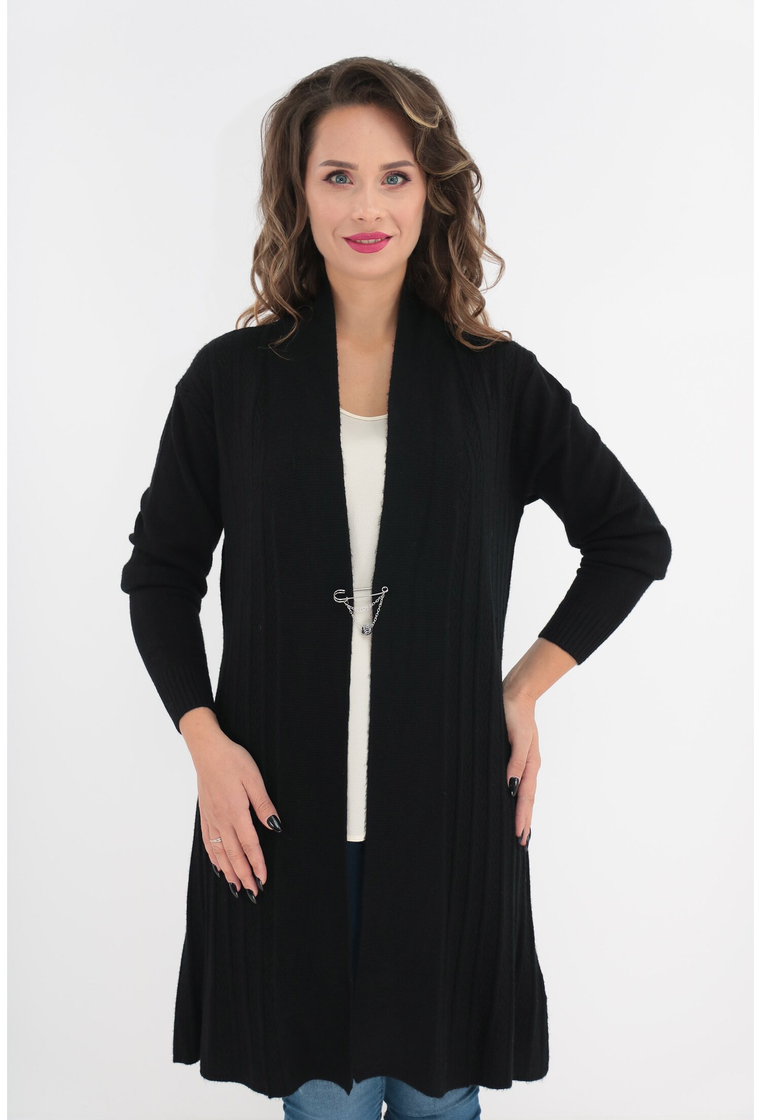 Cardigan negru tricotat model spic