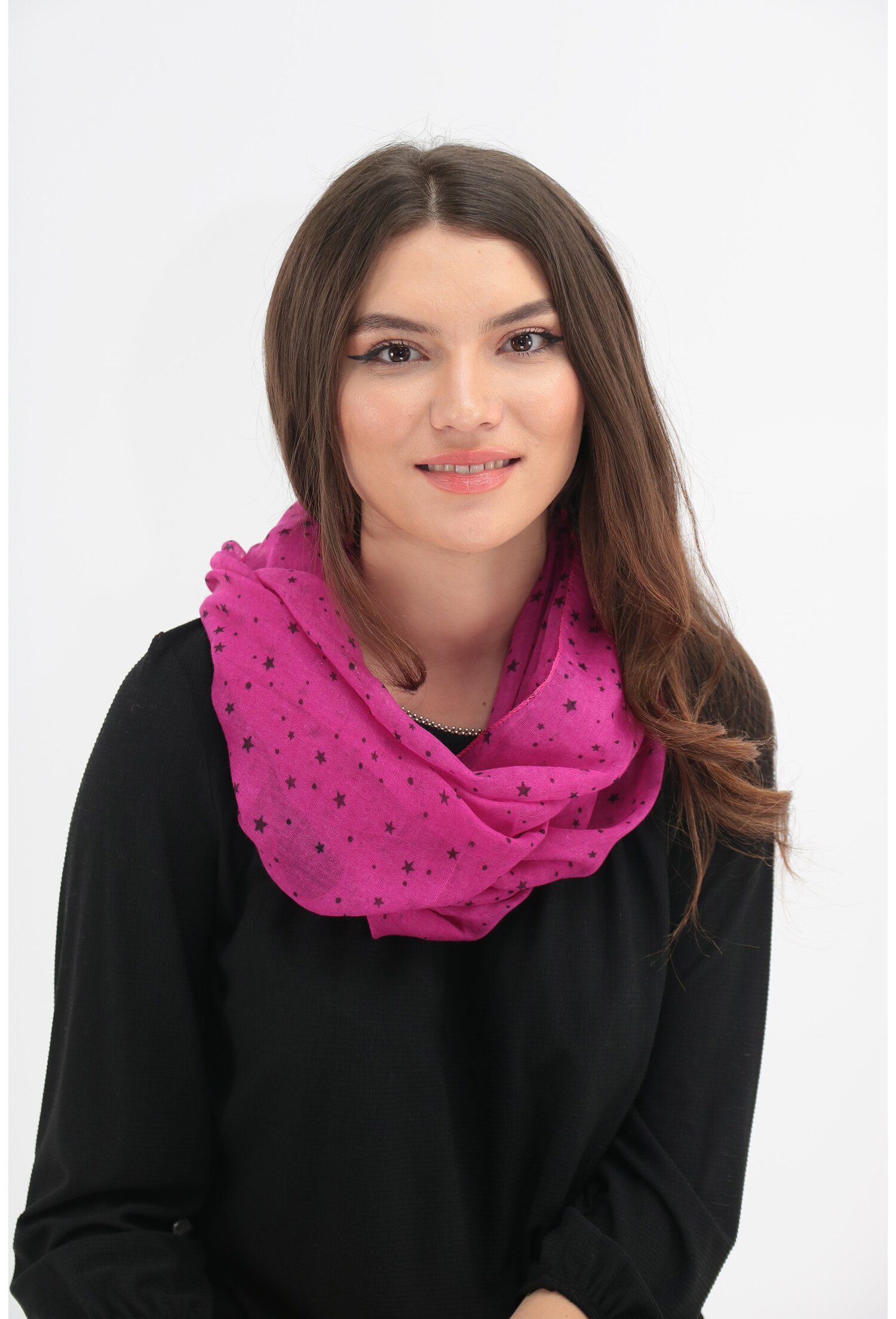 Esarfa circulara fucsia cu stelute