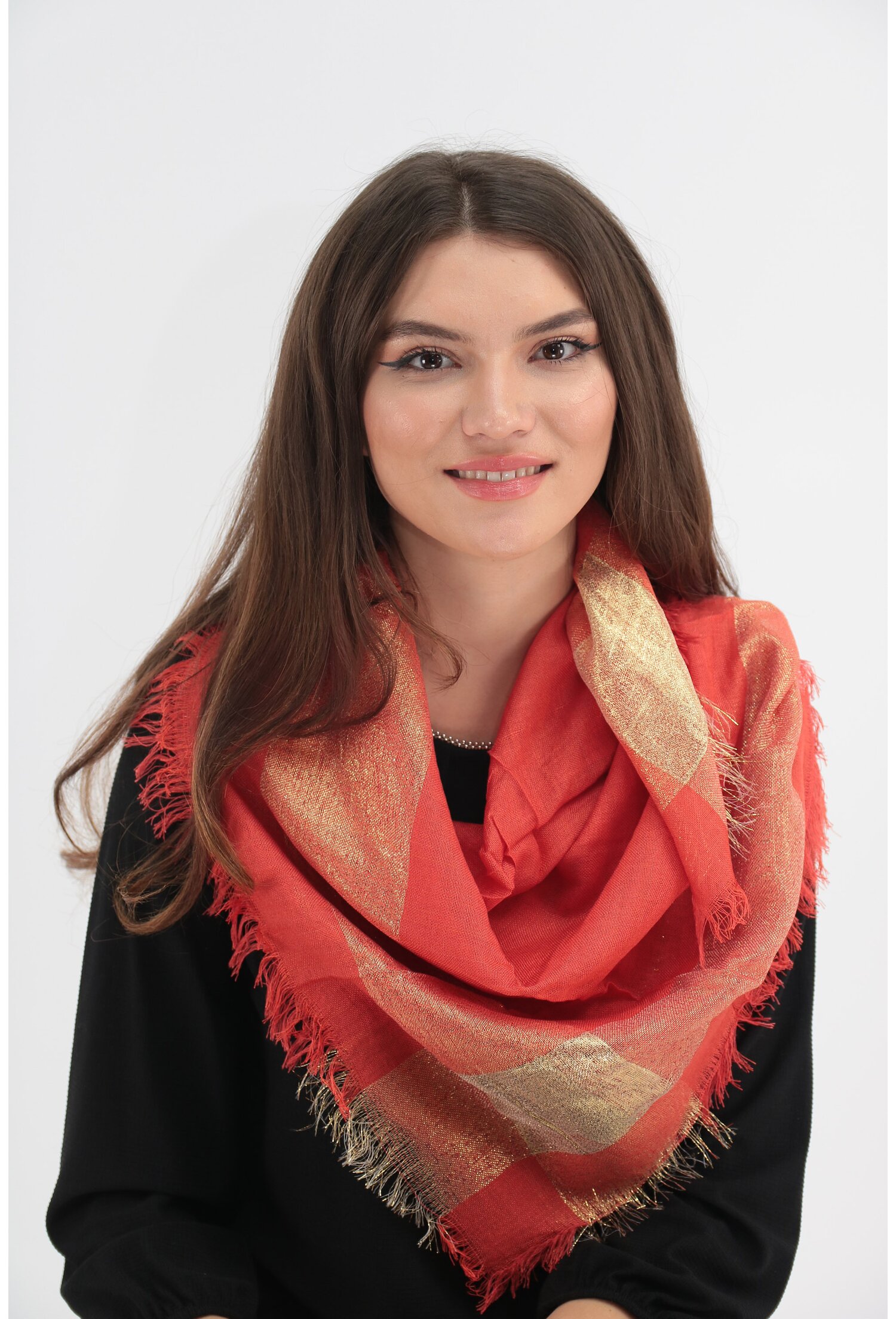 Esarfa patrata orange cu bordura aurie