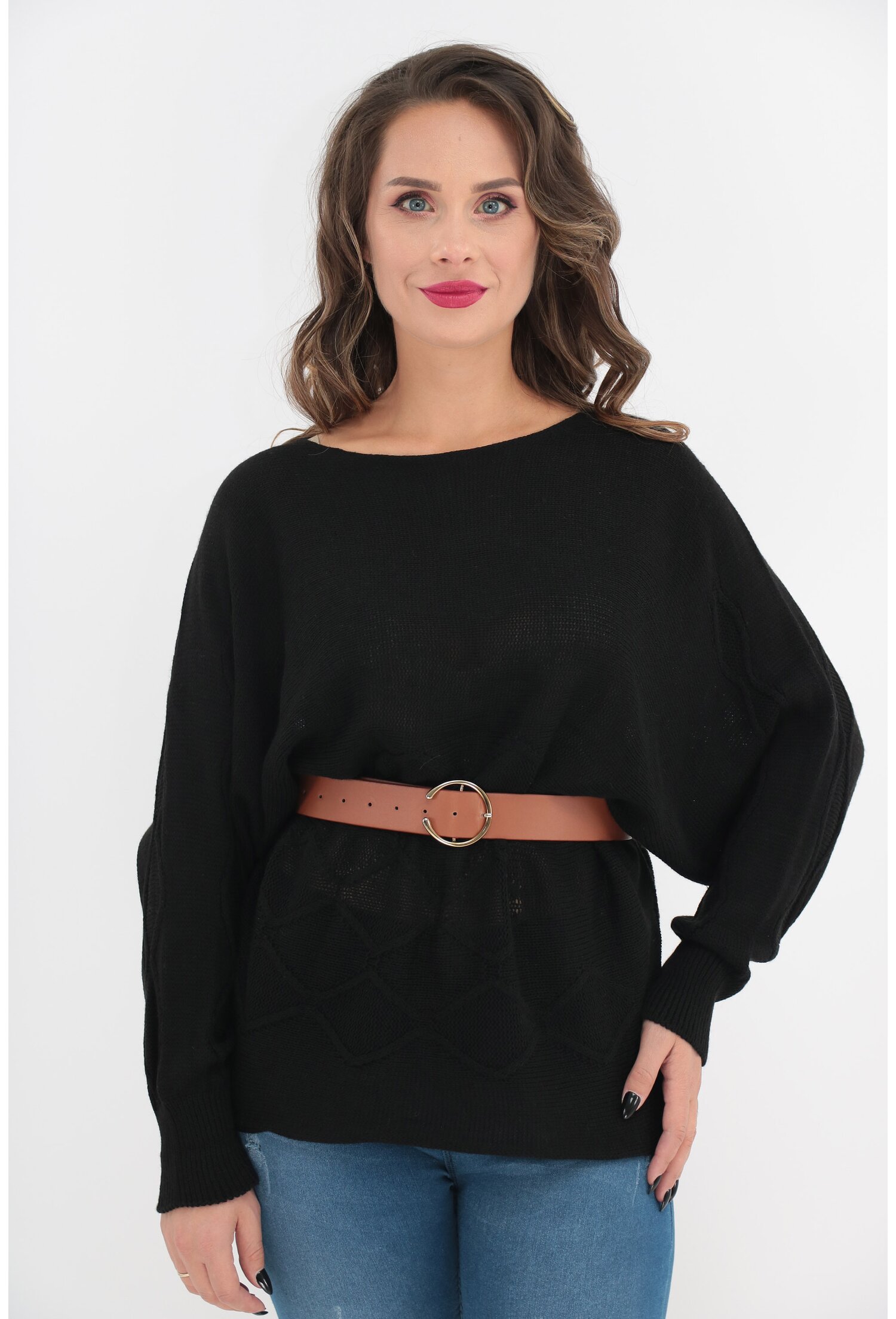 Pulover negru cu model geometric in relief