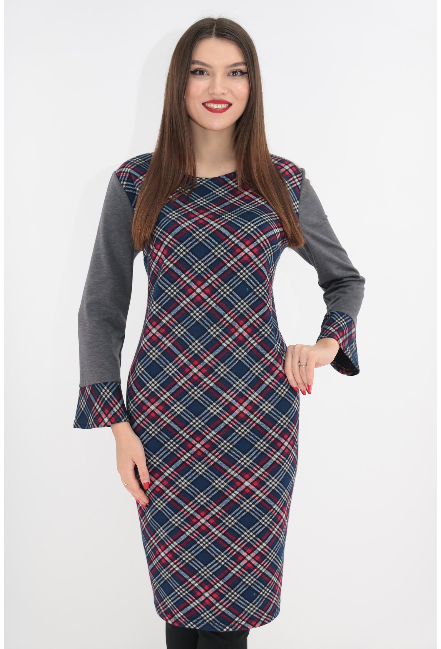Rochie casual in carouri cu maneci gri